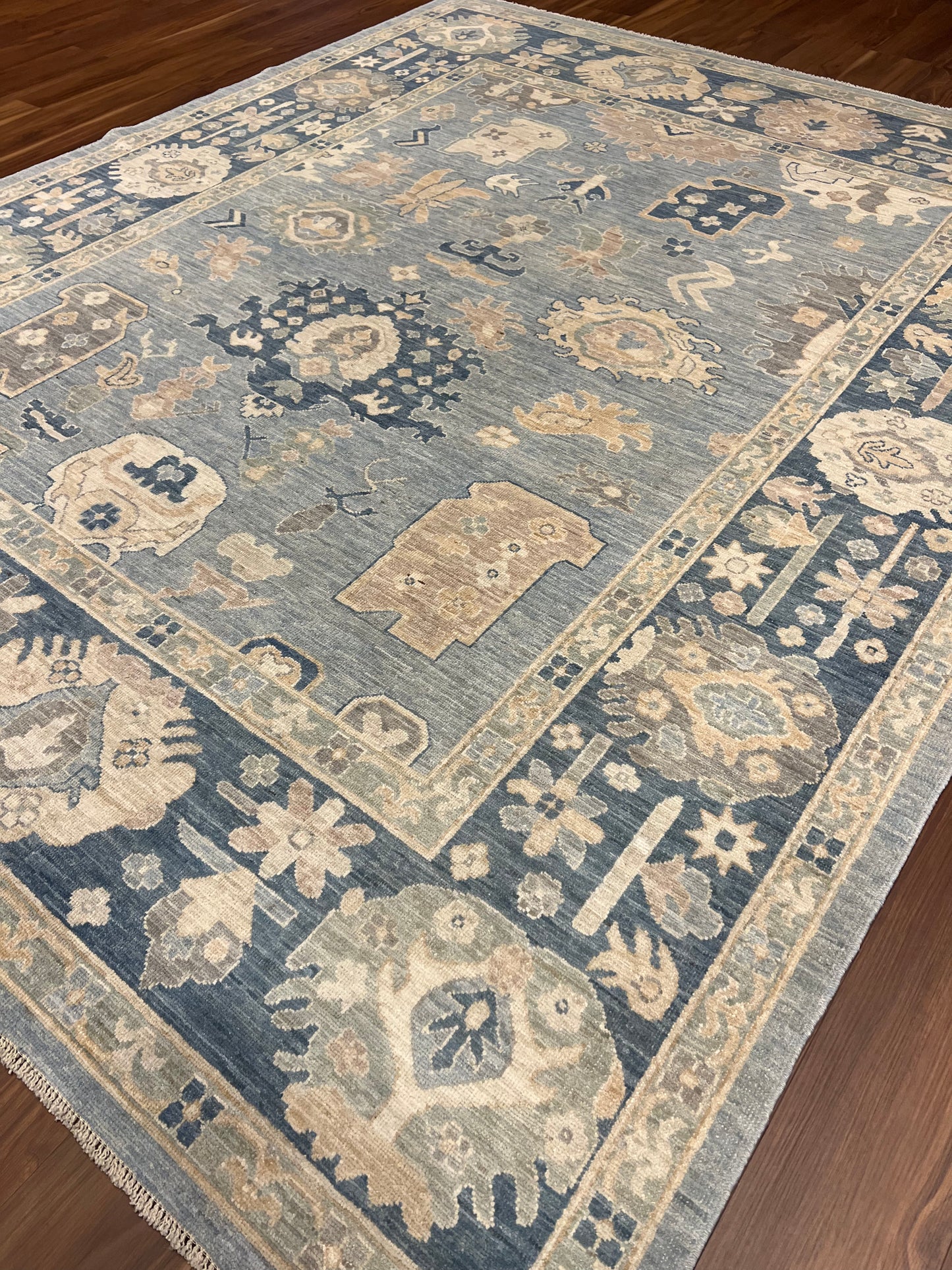 Sultanate Usak MP5155 - 8.1 x 9.8