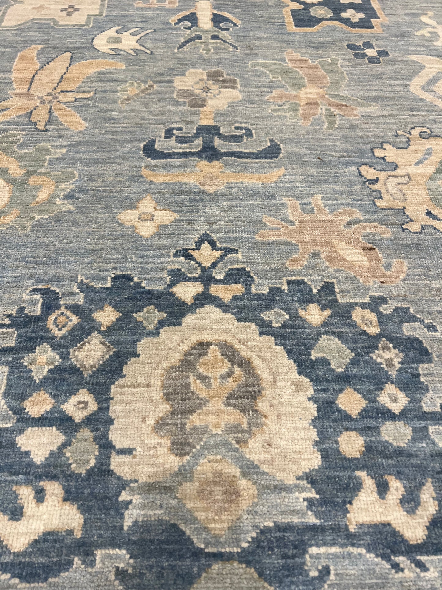 Sultanate Usak MP5155 - 8.1 x 9.8