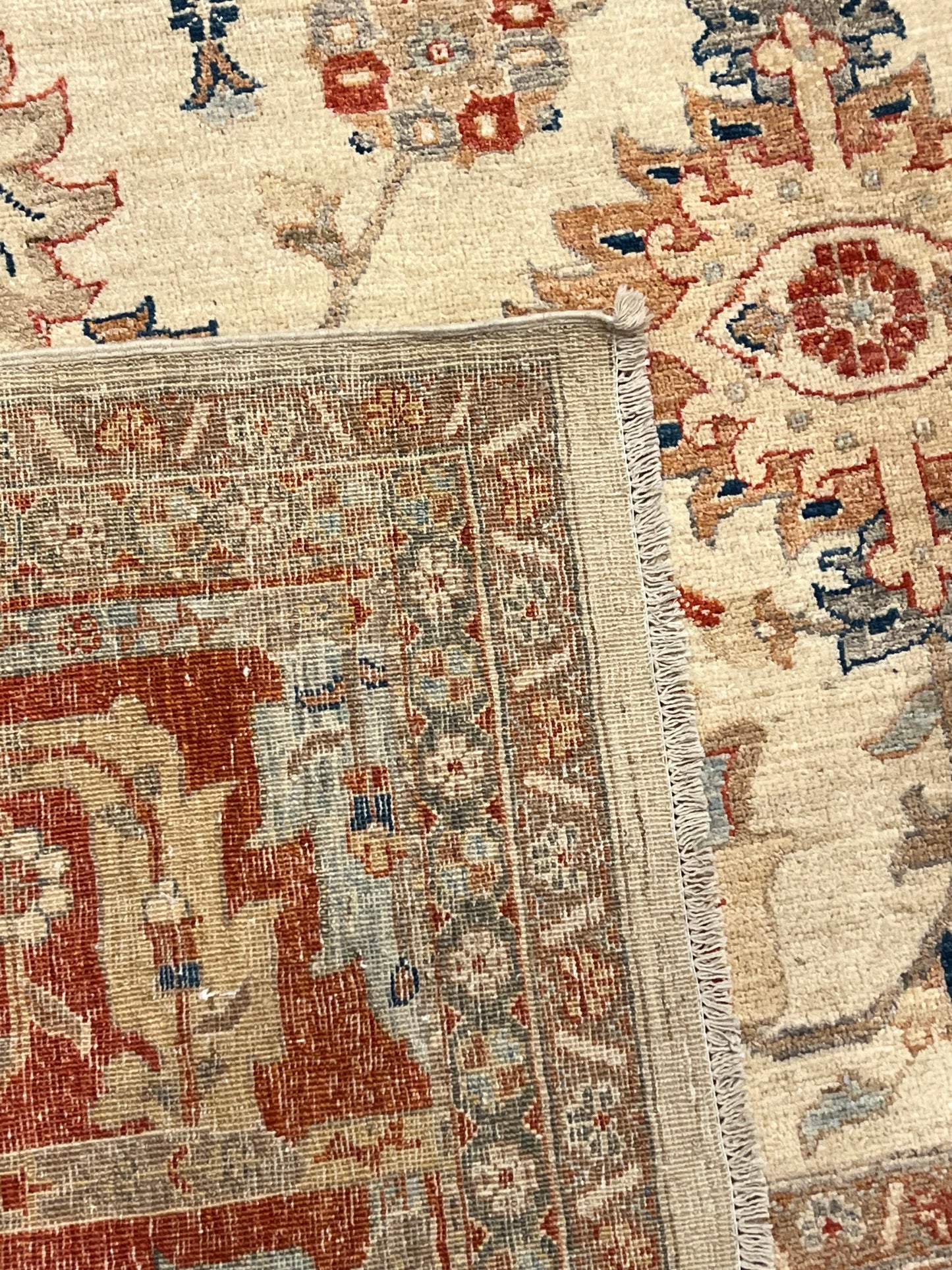 Transitional Usak MP5174 - 8 x 8