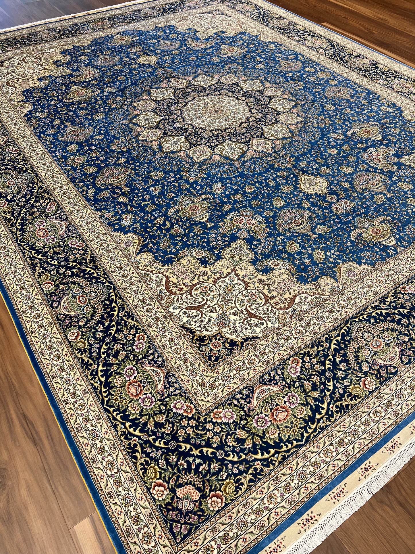 Qum Design Silk MP5202 - 9 x 12