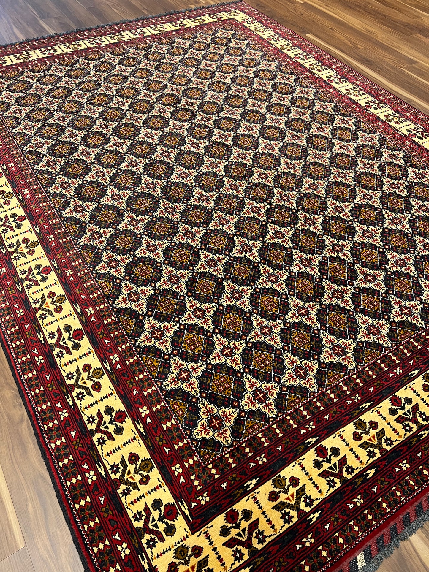 Fine Bukhara MP5220 - 8.2 x 11.4