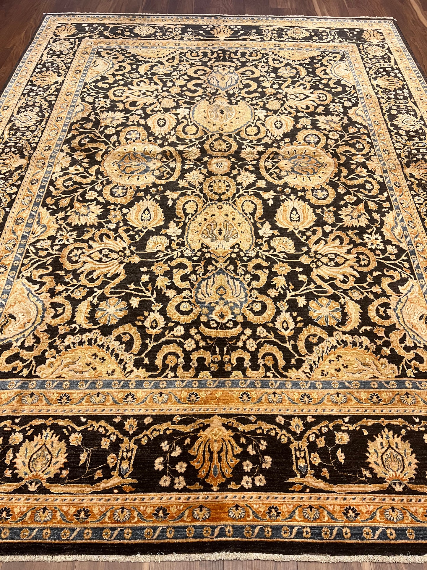 Fine Sultanabad MP5257 - 7.10 x 10.5
