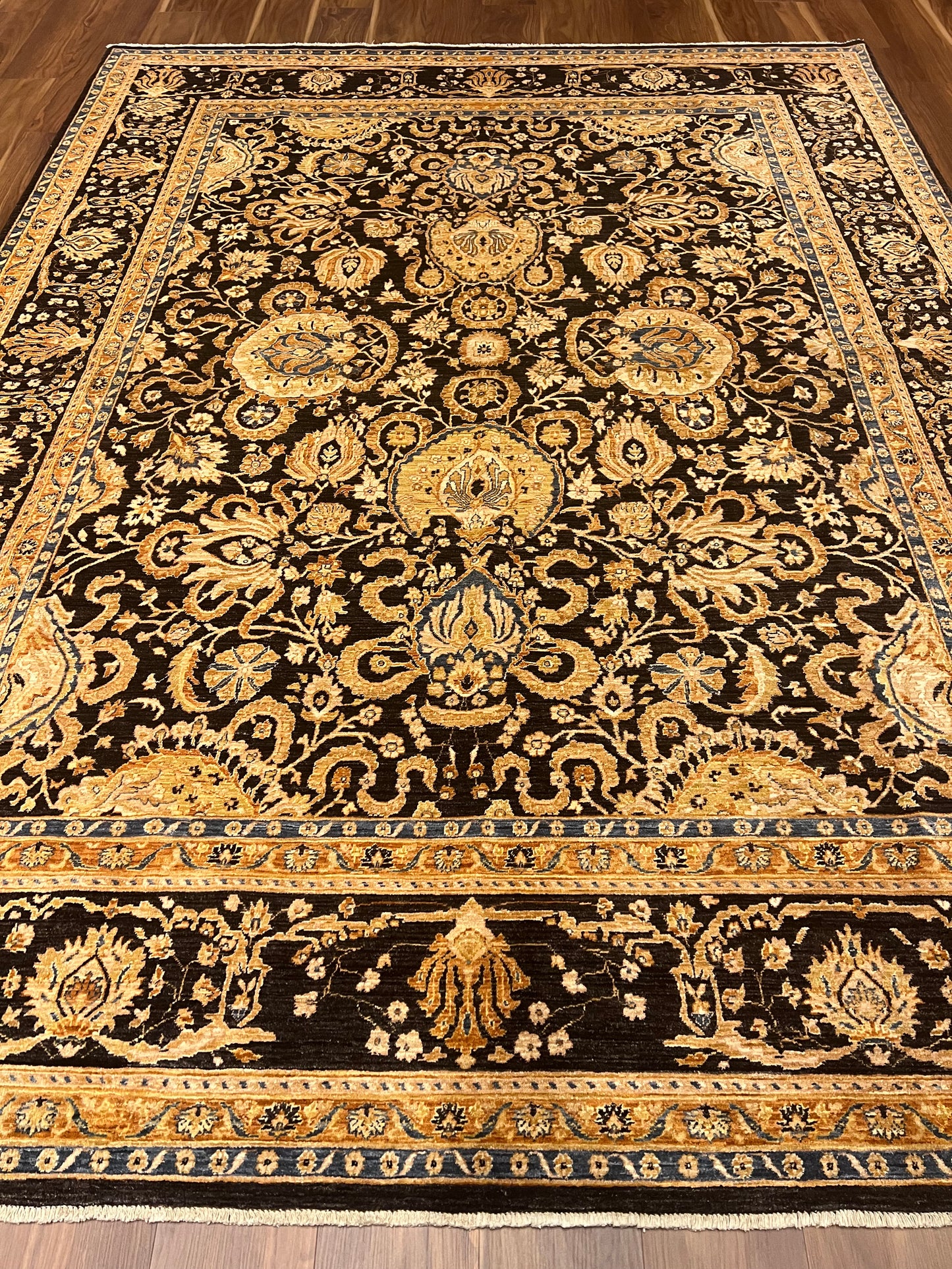 Fine Sultanabad MP5257 - 7.10 x 10.5