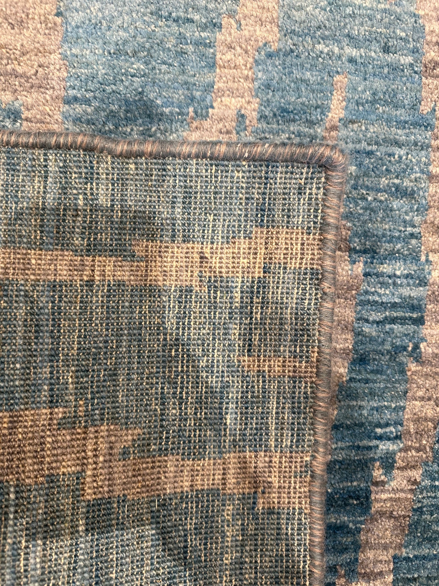 Modern Abstract MP5746 - 3.10 x 5.11