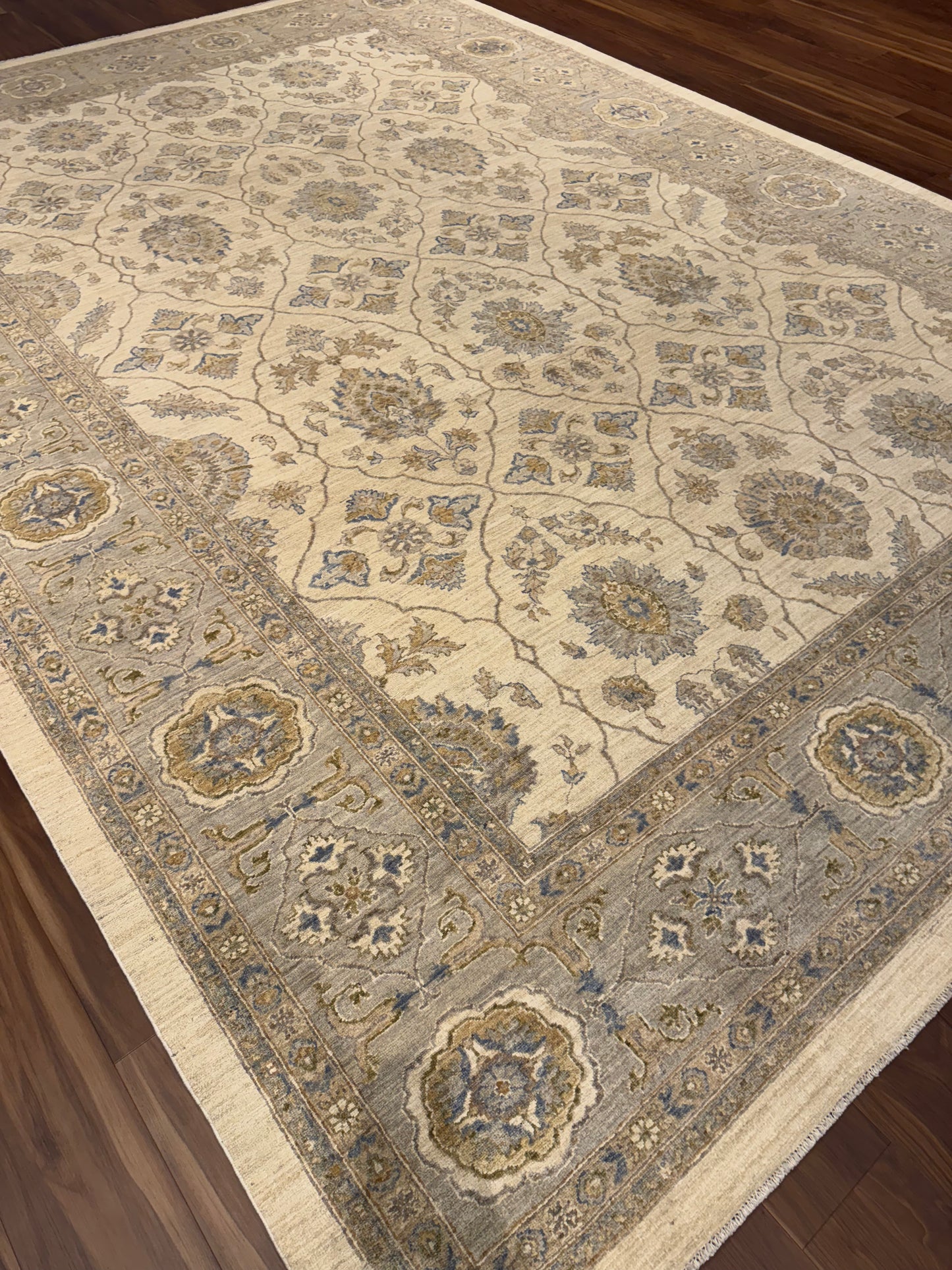 Sultanabad (Usak) MP6208 - 10 x 13.8