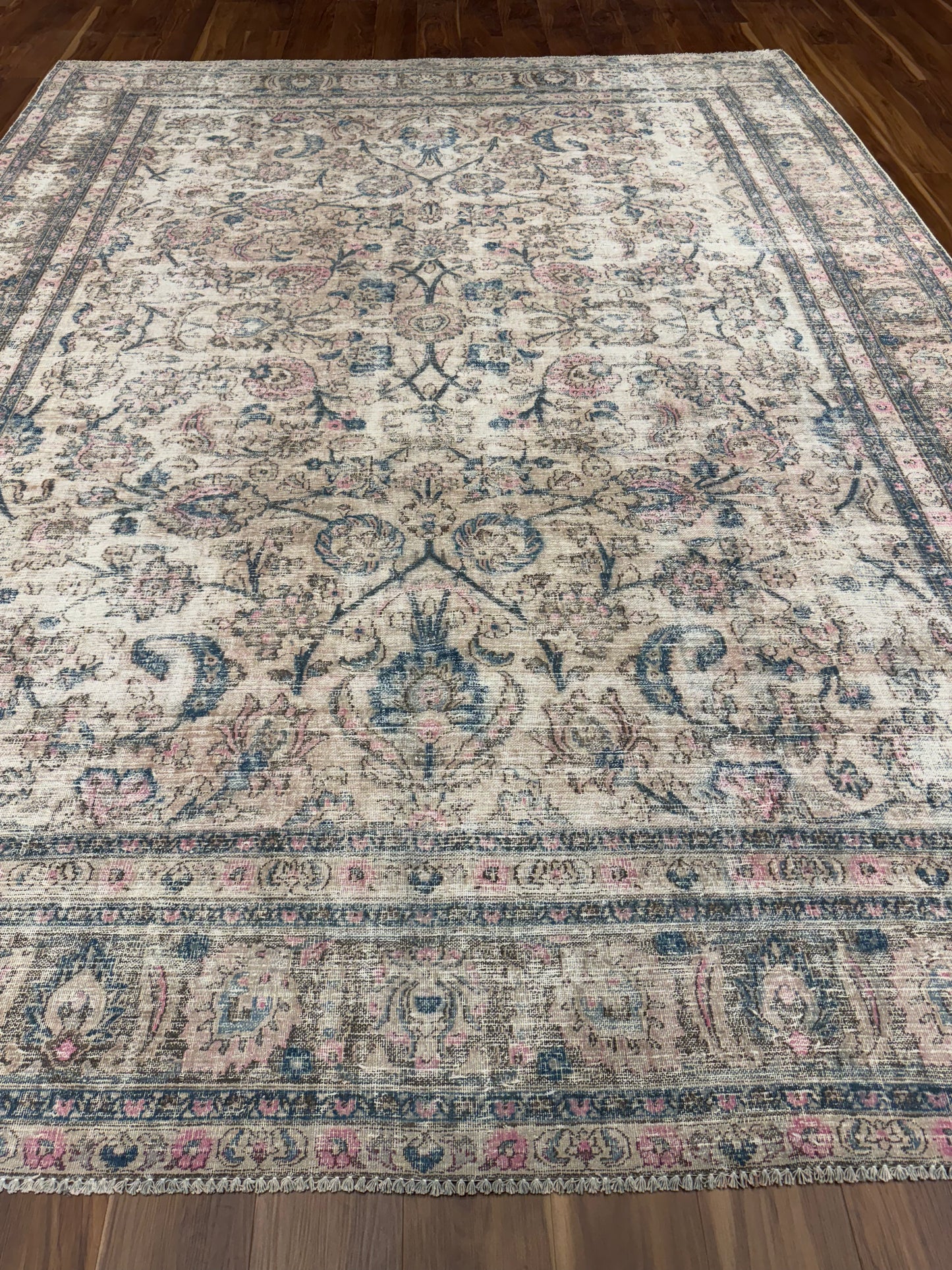 Vintage Persian MP6215 - 9.8 x 12.8
