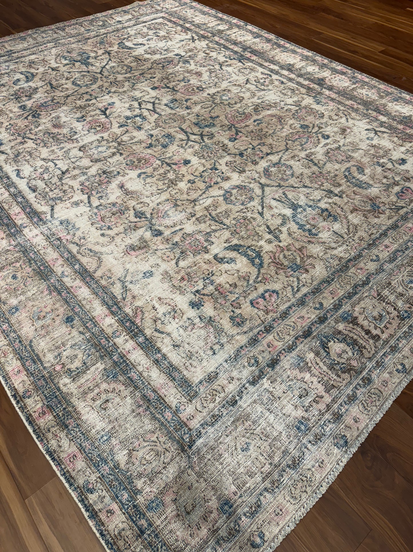 Vintage Persian MP6215 - 9.8 x 12.8