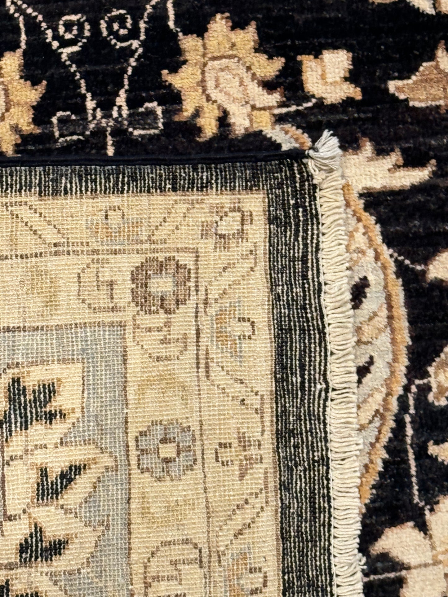 Sultanabad (Usak) MP6233 - 9.8 x 13.8
