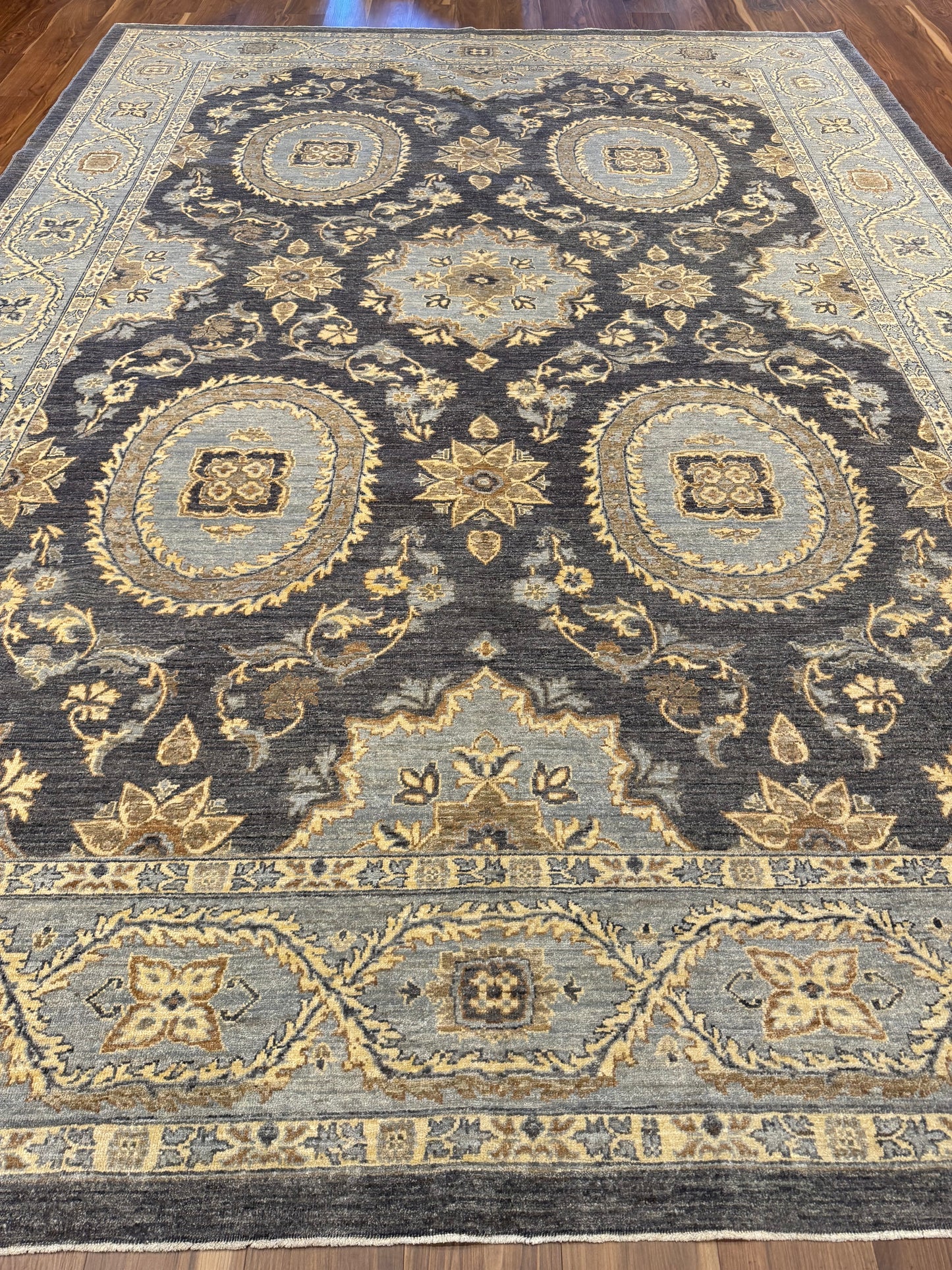 Sultanabad (Usak) MP6242 - 9.11 x 13.8