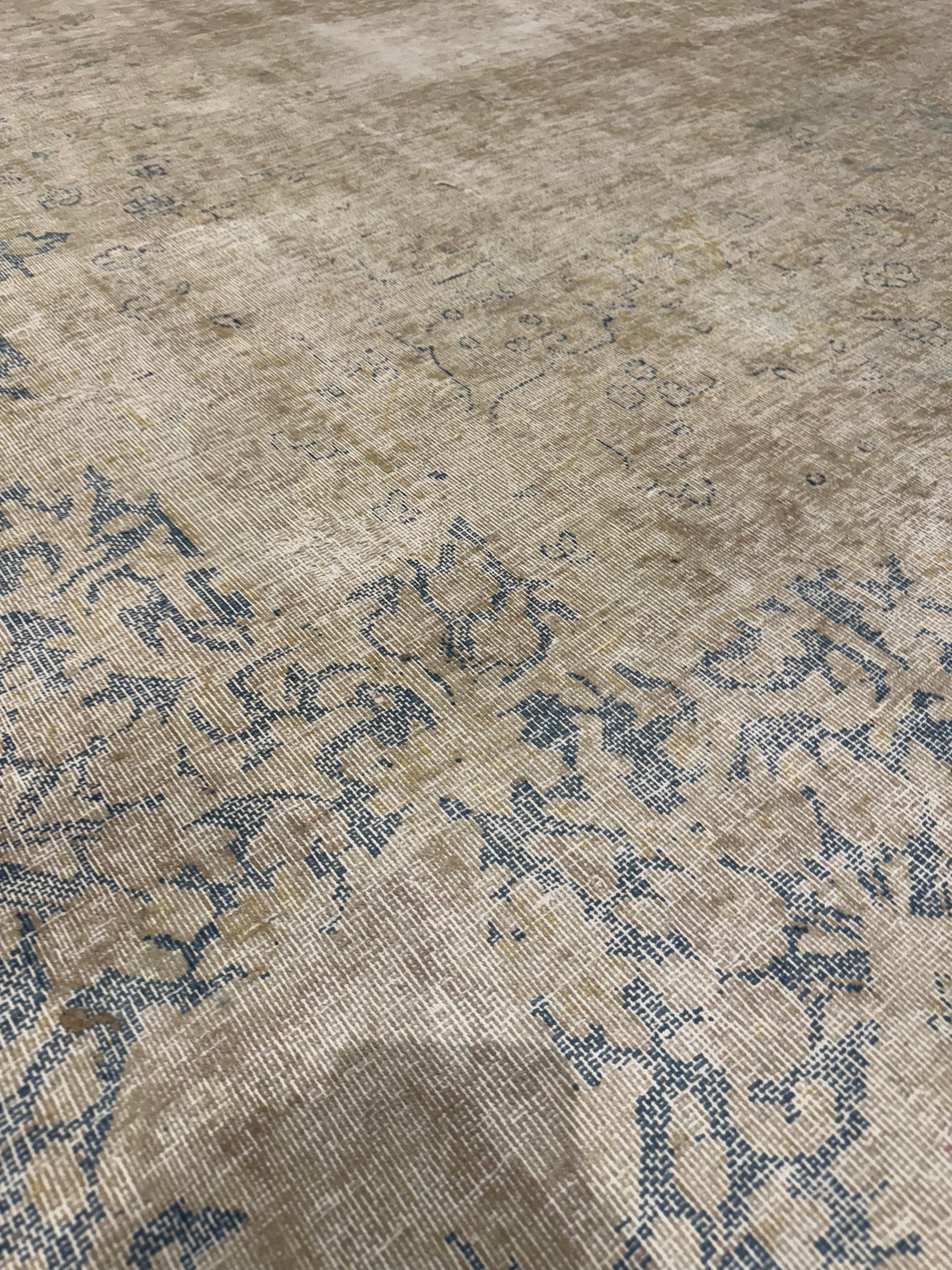 Vintage Persian MP6247 -  9 x 12.9