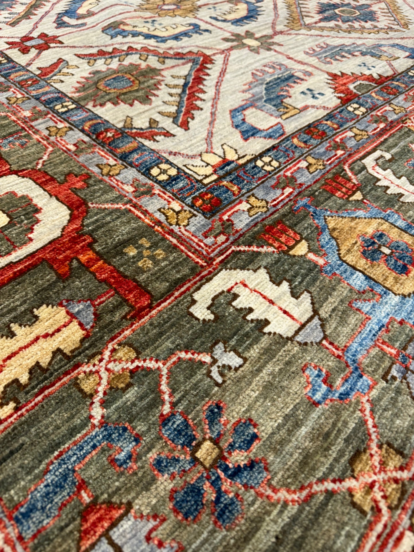 Bakhtiari (Ariana) MP6254 - 9.9 x 13.8