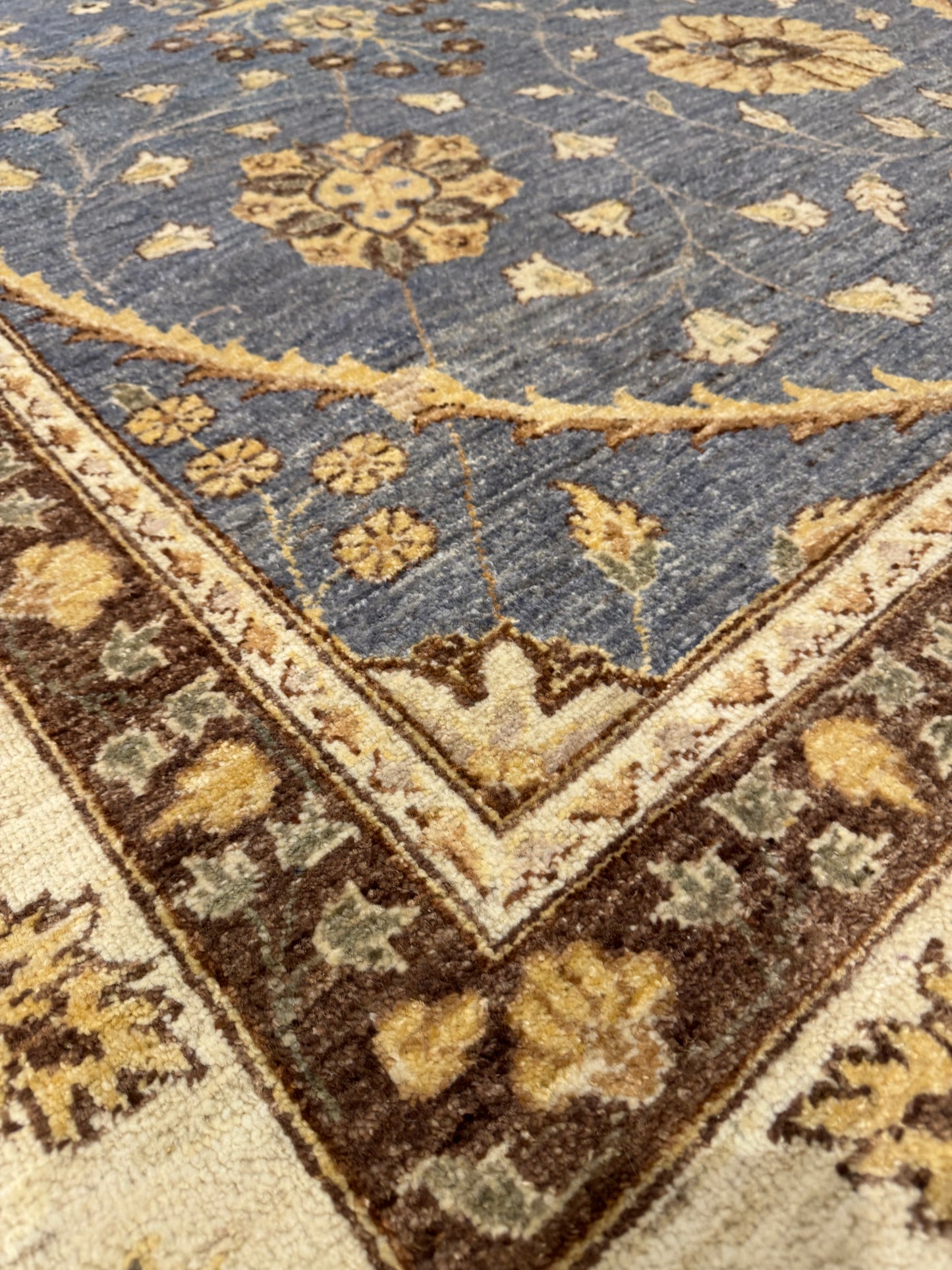 Sultanabad (Usak) MP6268 - 9.11 x 14.2