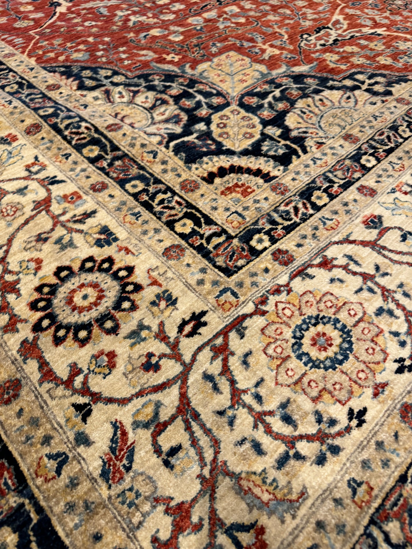 Isfahan (Fine Ariana) MP6280 - 9.8 x 13.5