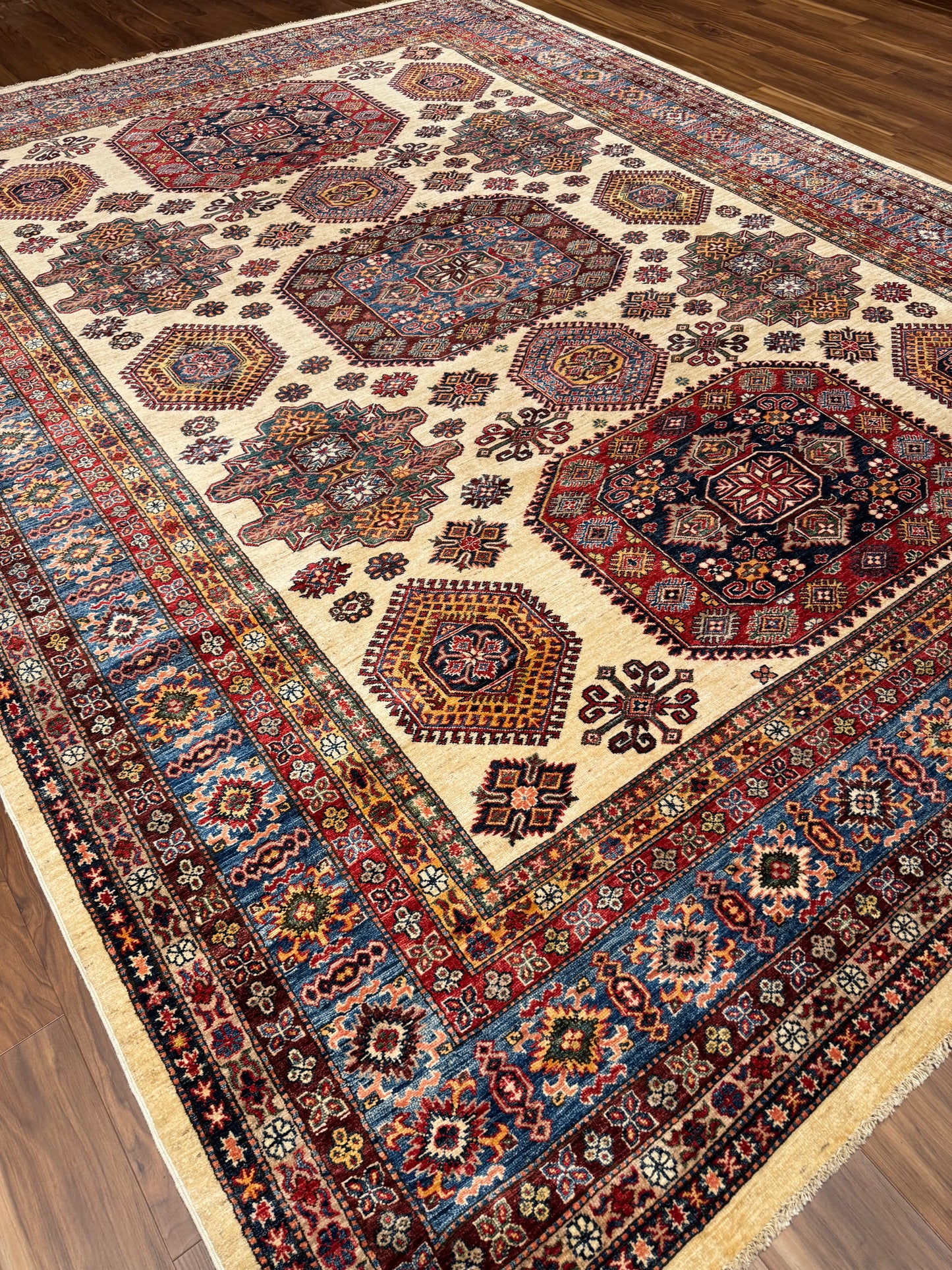 Kazak (Ararat) MP6282 - 10.1 x 13.6
