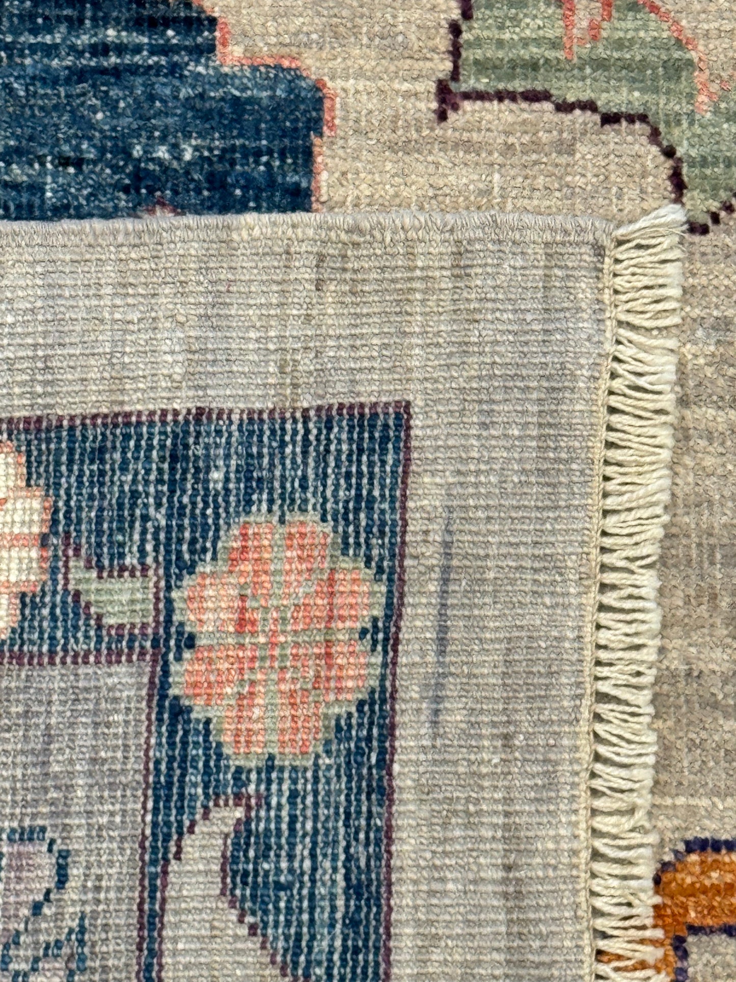 Modern Usak MP6294 - 10.6 x 14.4