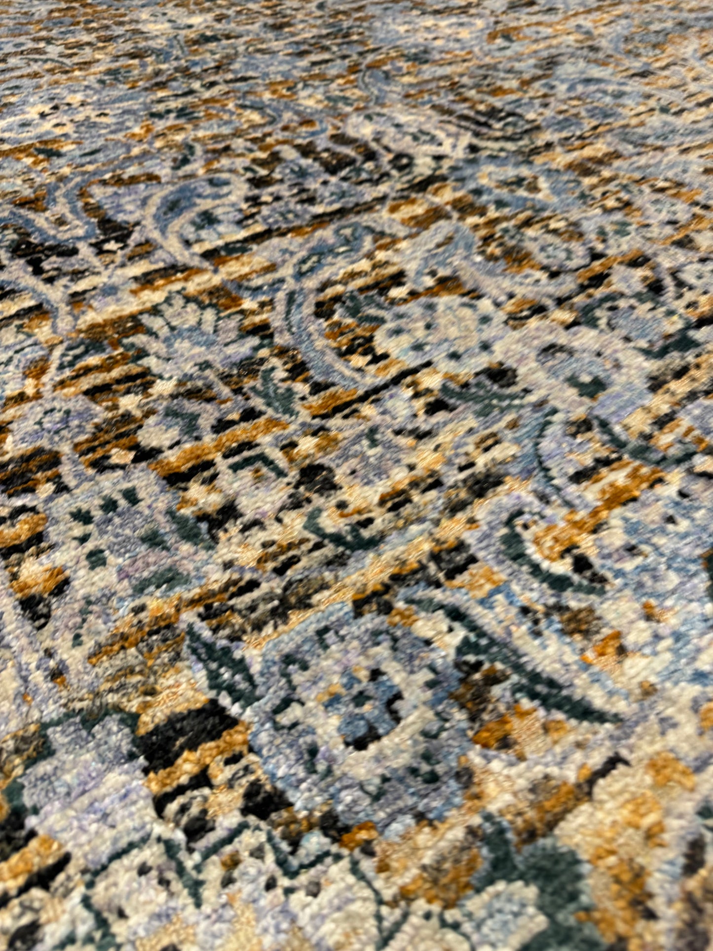 Modern Abstract MP6310 - 7.6 x 9.10
