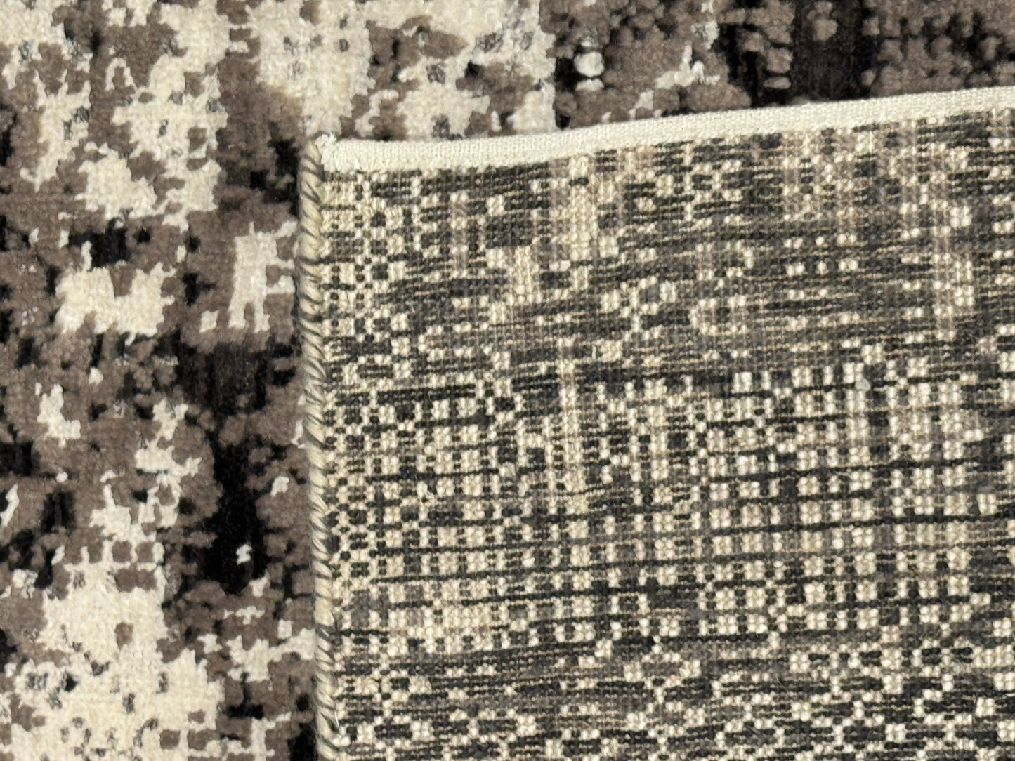 Modern Abstract MP6316 - 7.11 x 9.10