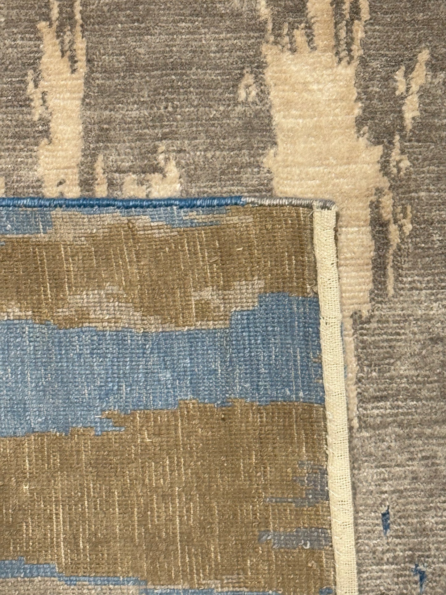 Serene Hues Abstract Silk Rug MP6407 - 8 x 9.9