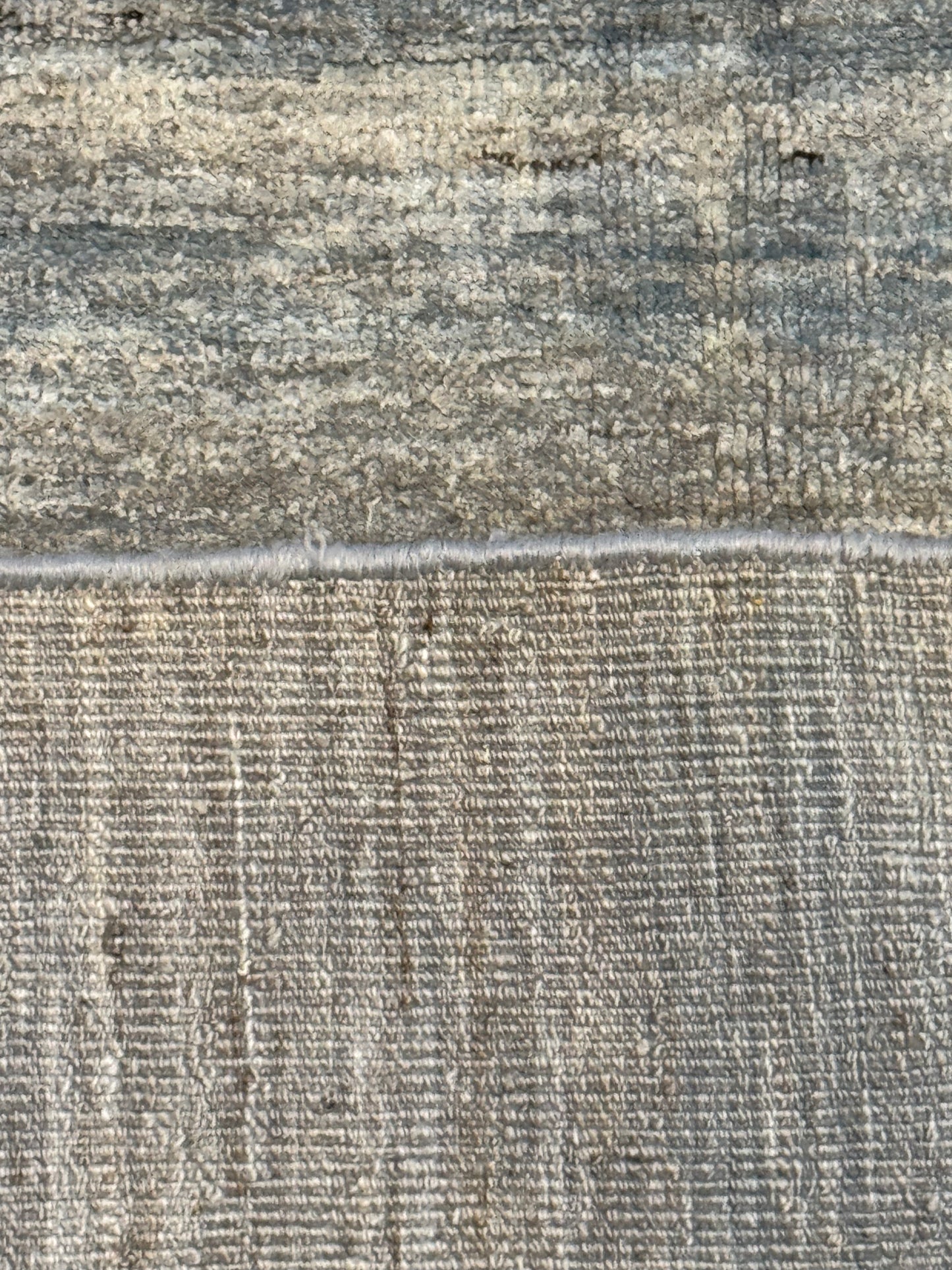 Modern Striped MP6423 - 7.11 x 10.1