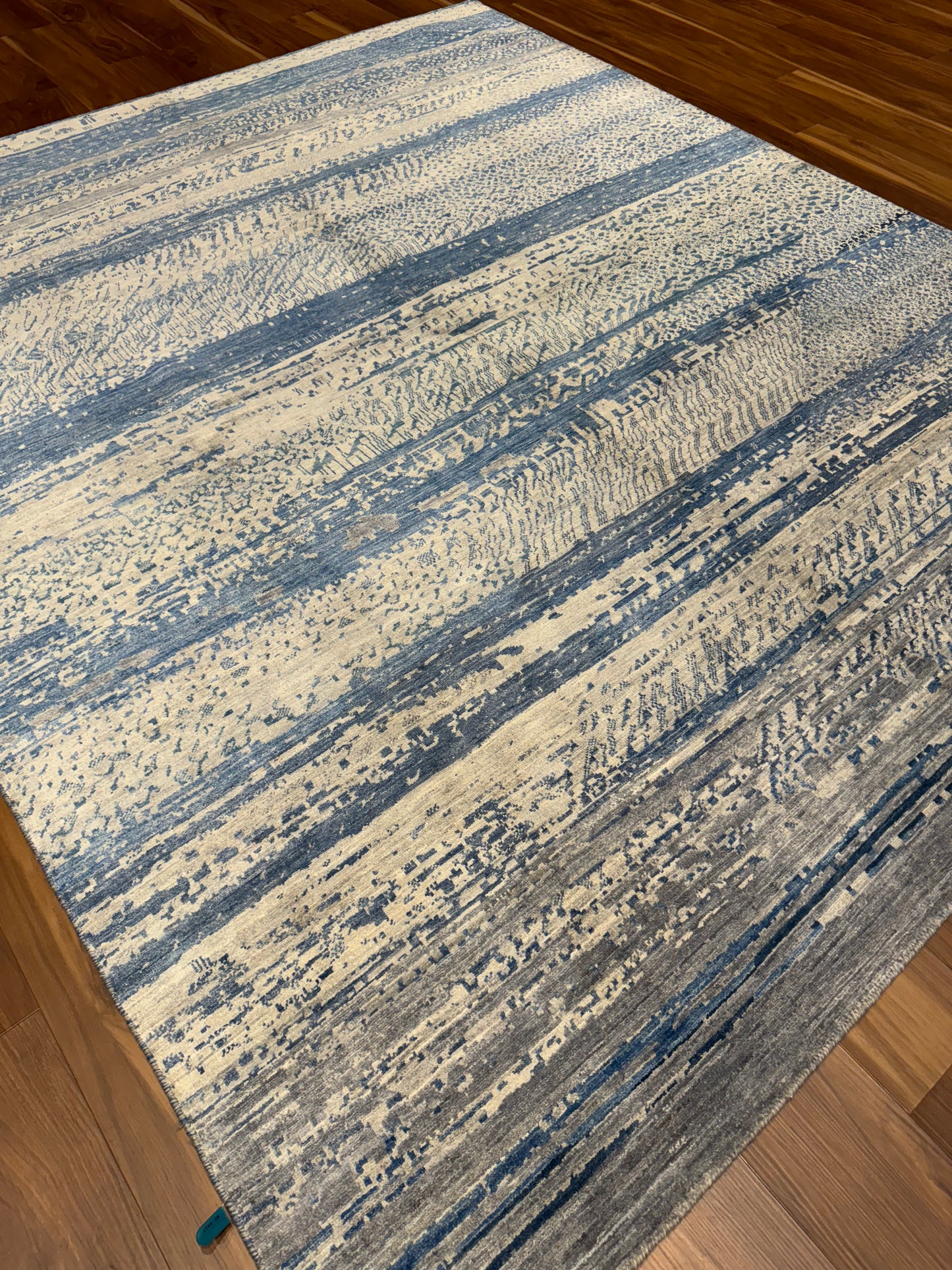 Modern Striped MP6447 - 7.10 x 10.2