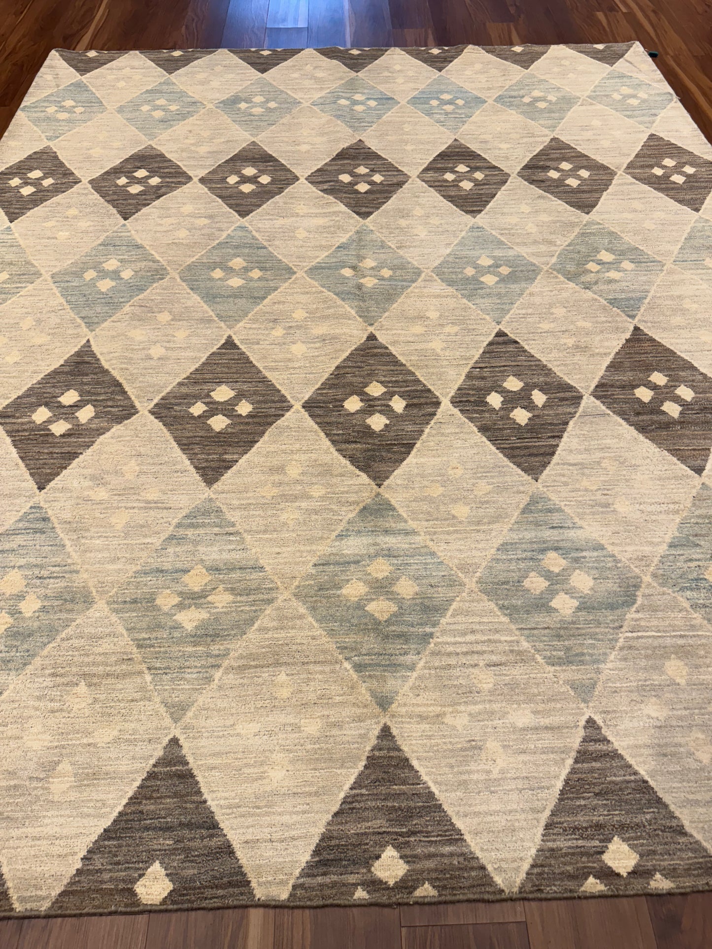 Modern Geometric MP6484 - 8.1 x 9.10