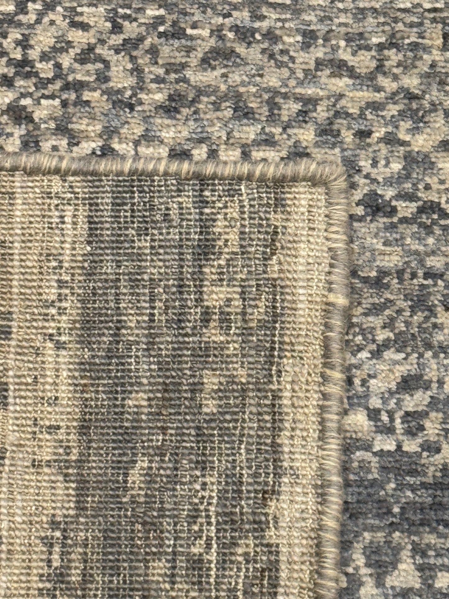 Modern Striped MP6490 - 7.11 x 9.9