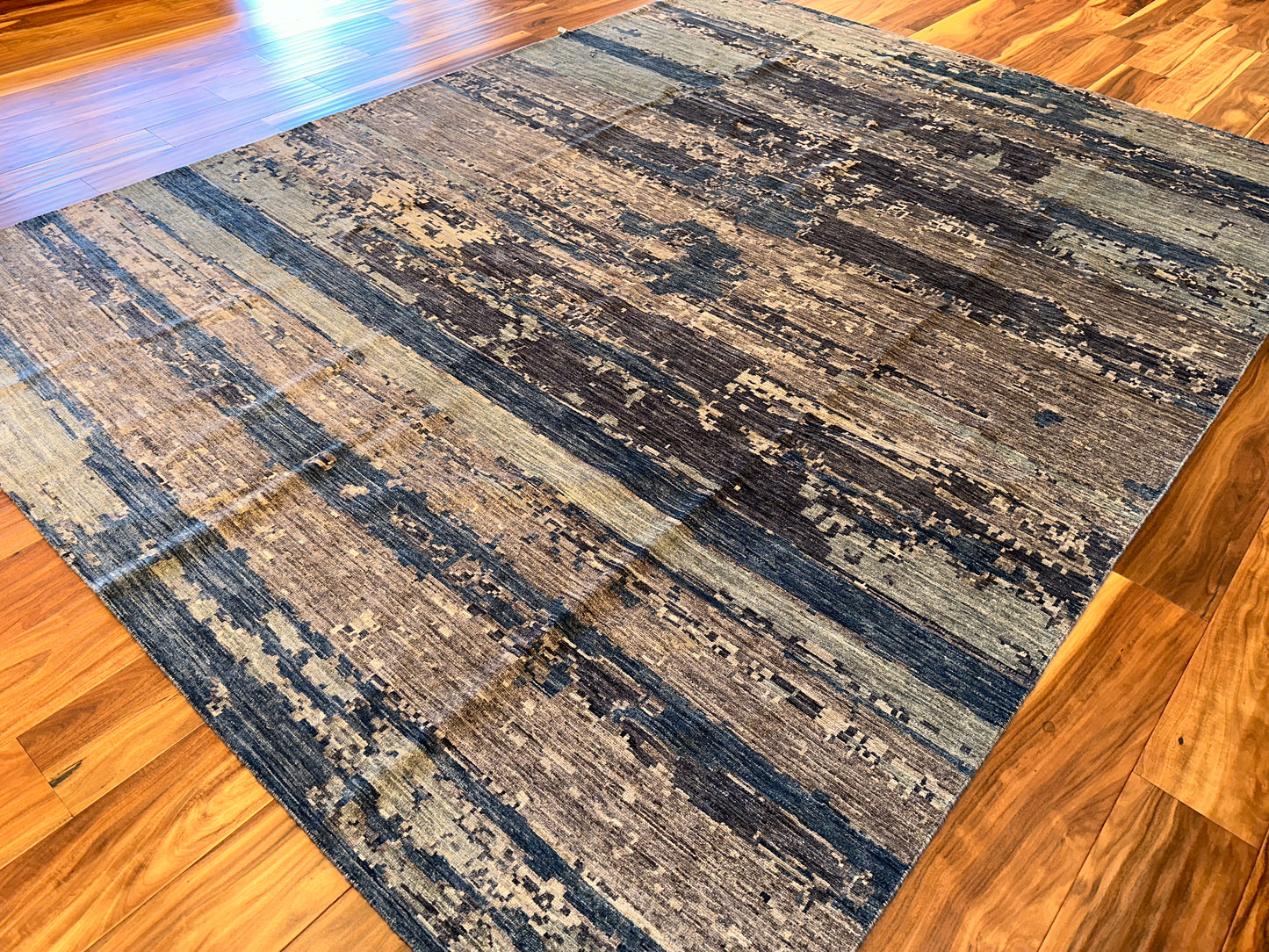 Modern Abstract Area Rug SR6006 - 8.10 x 11.9