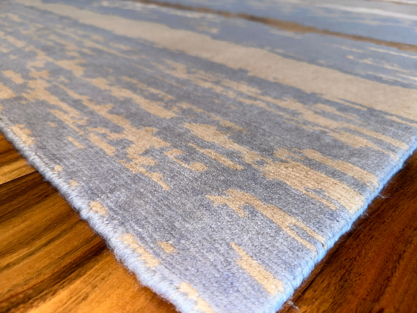 Modern Striped SR6016 - 8.11 x 11.11