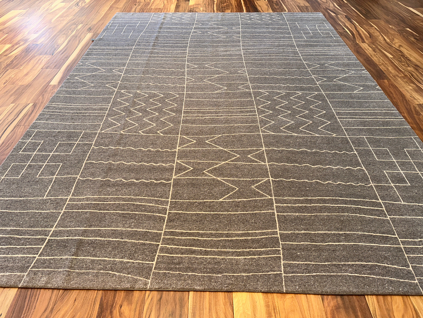 Modern Striped SR6023 - 9 x 12