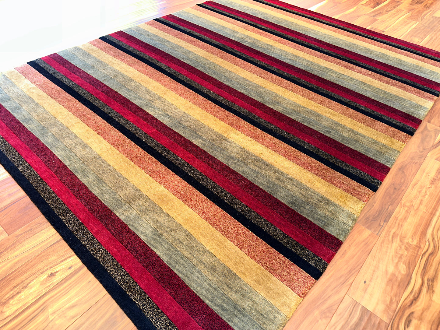 Modern Striped SR6093 - 9 x 11.9