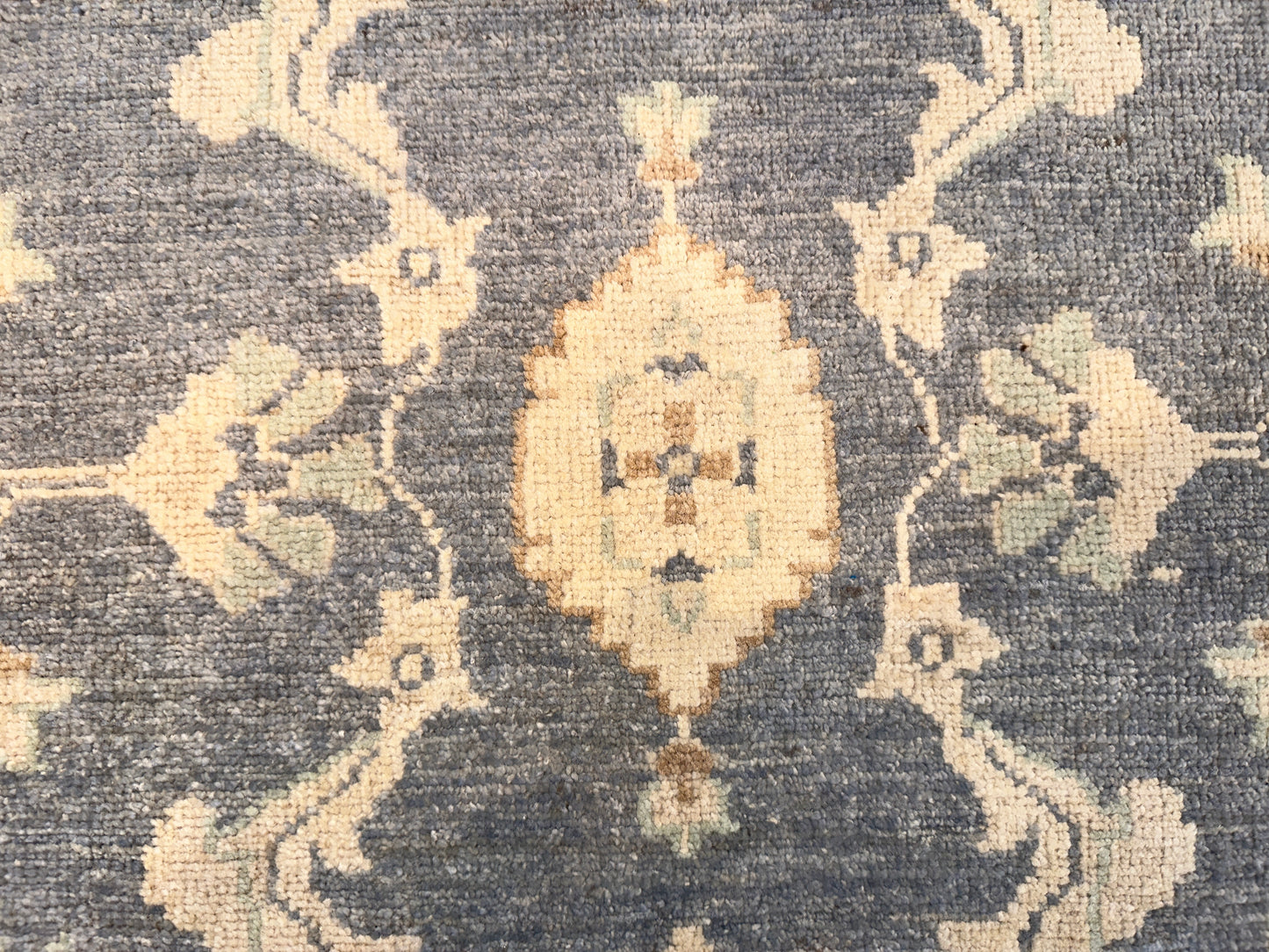 Usak SR6403 - 9.10 x 13.7