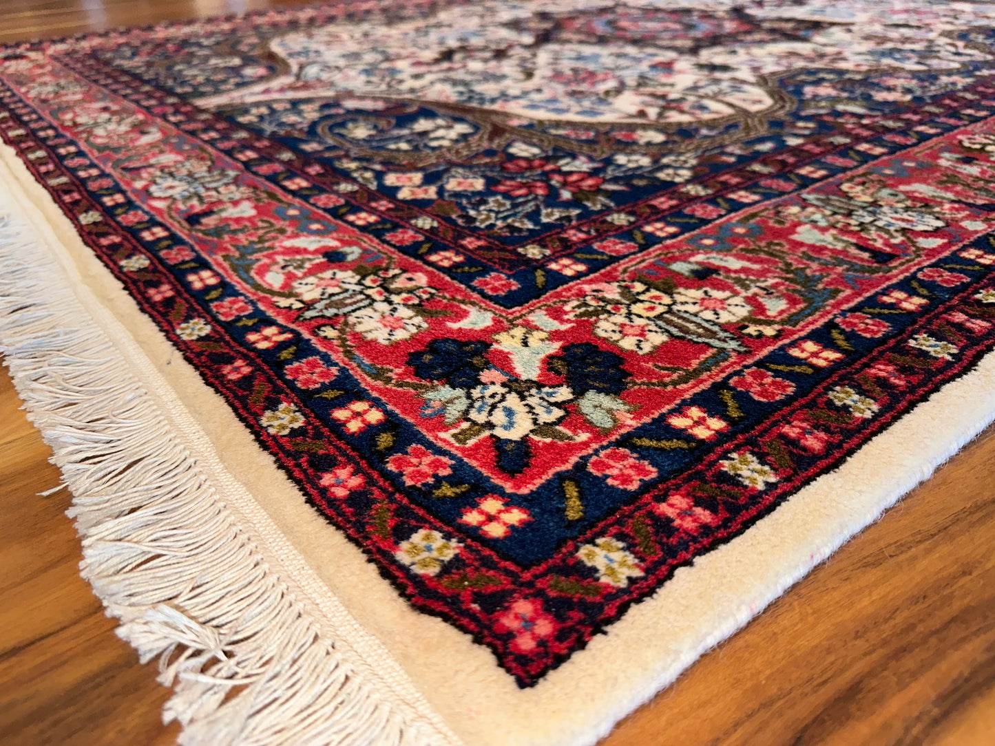 Isfahan SR6677 - 5.2 x 6.2