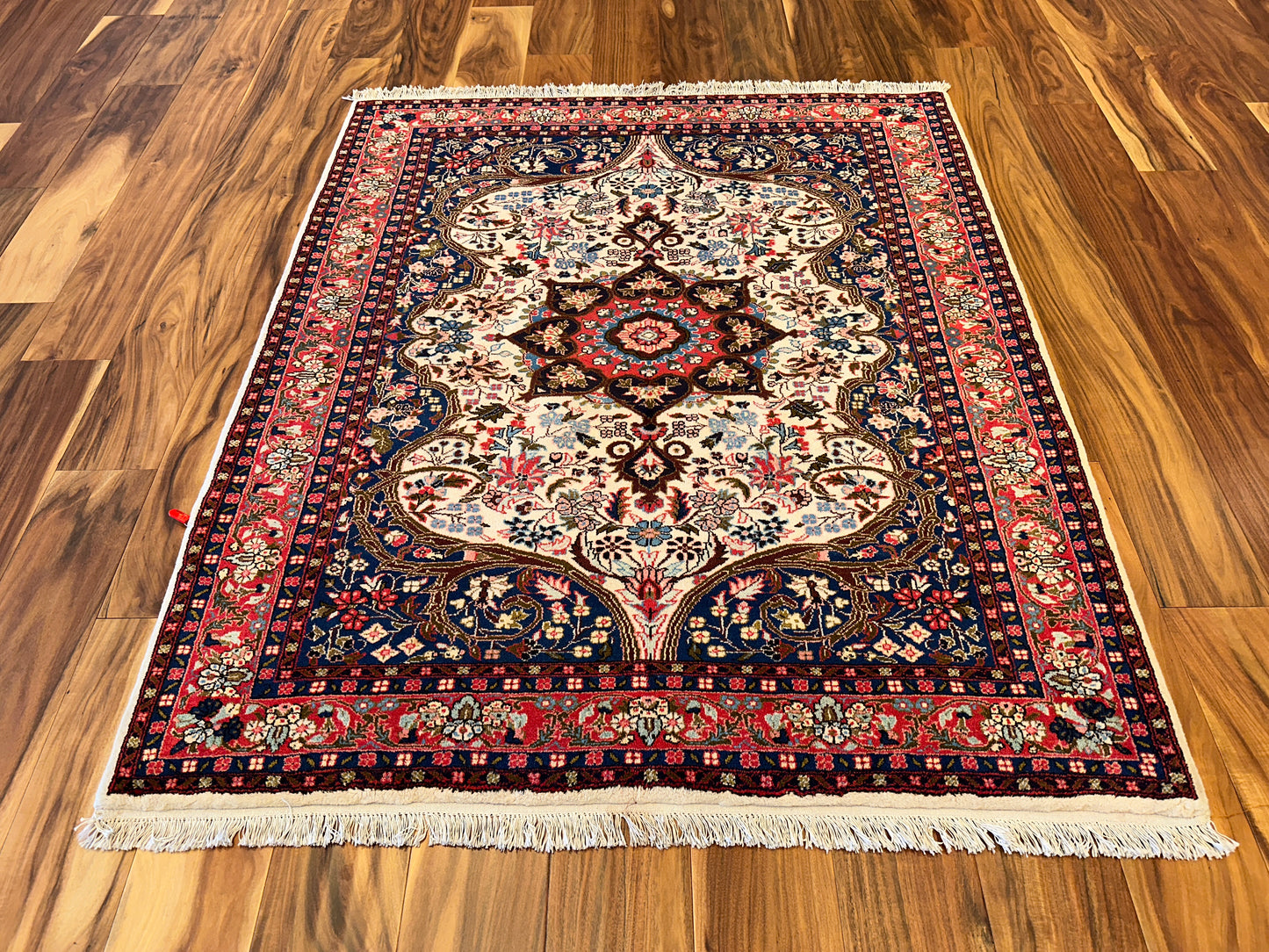 Isfahan SR6677 - 5.2 x 6.2