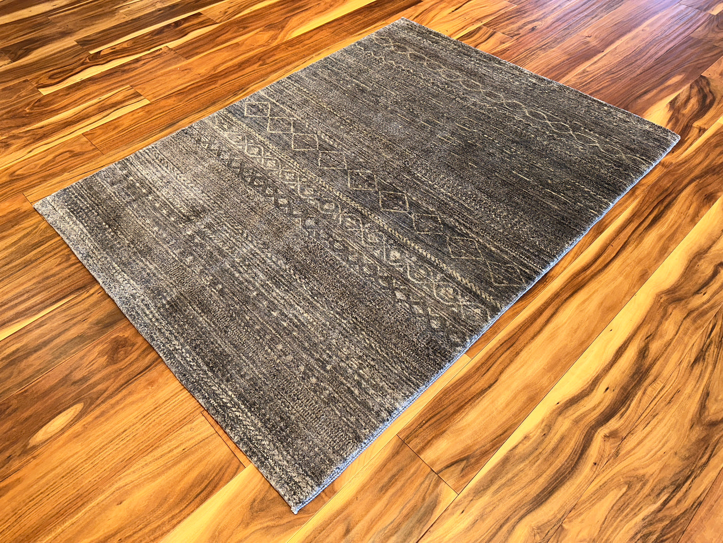 Modern Geometric SR6721 - 4.8 x 6.2