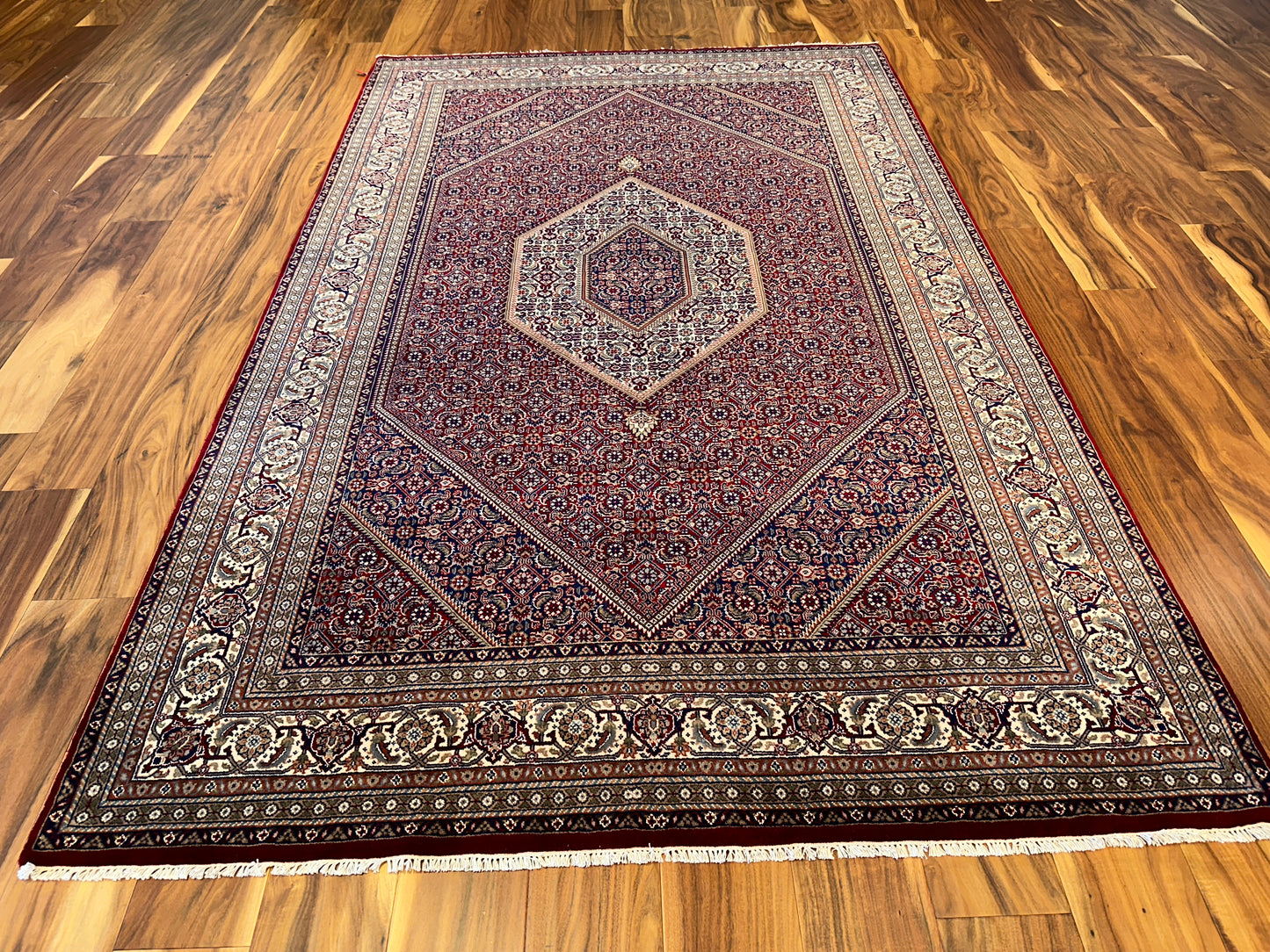 Heriz SR6889 - 6 x 9.10
