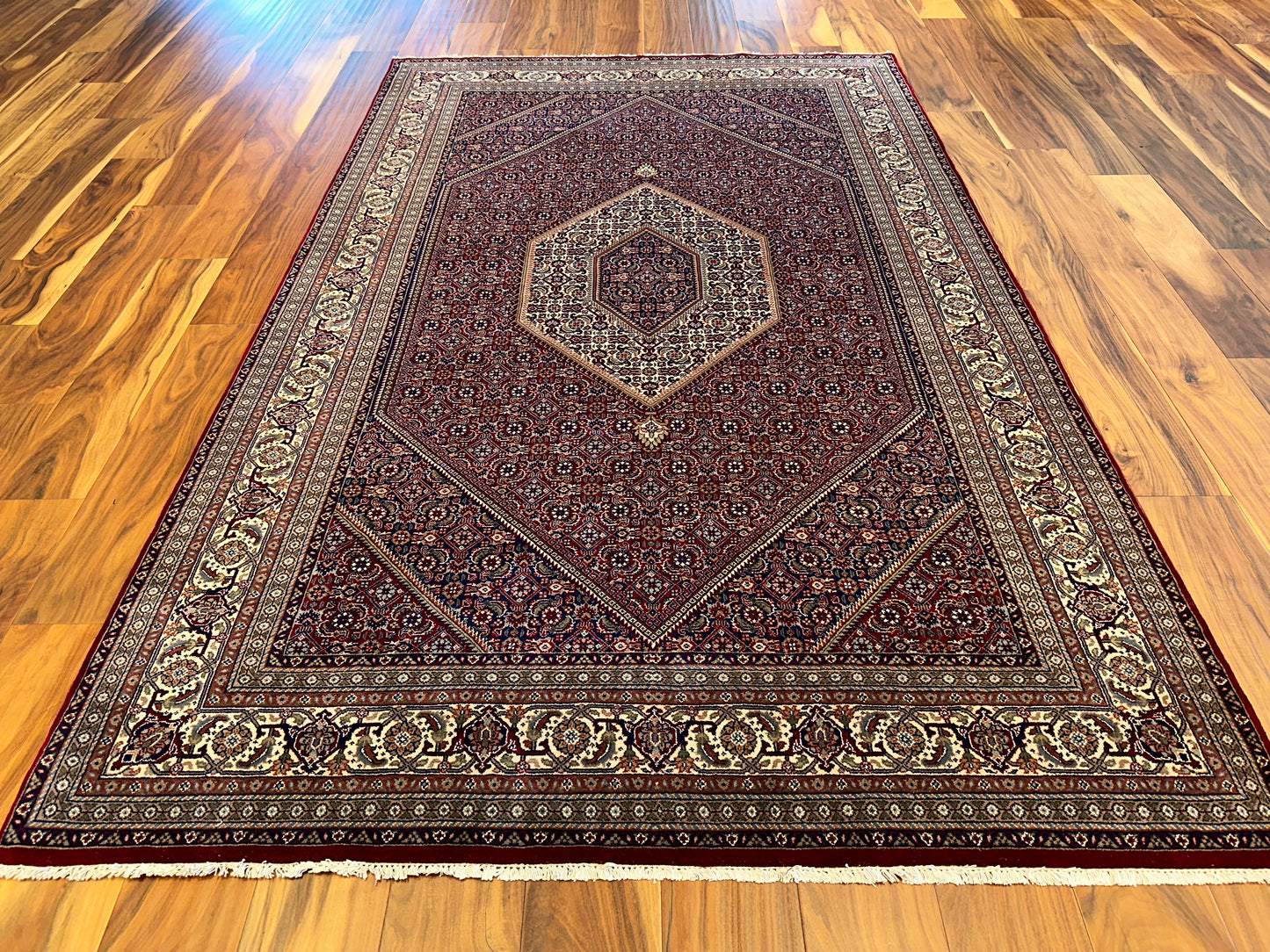 Heriz SR6889 - 6 x 9.10