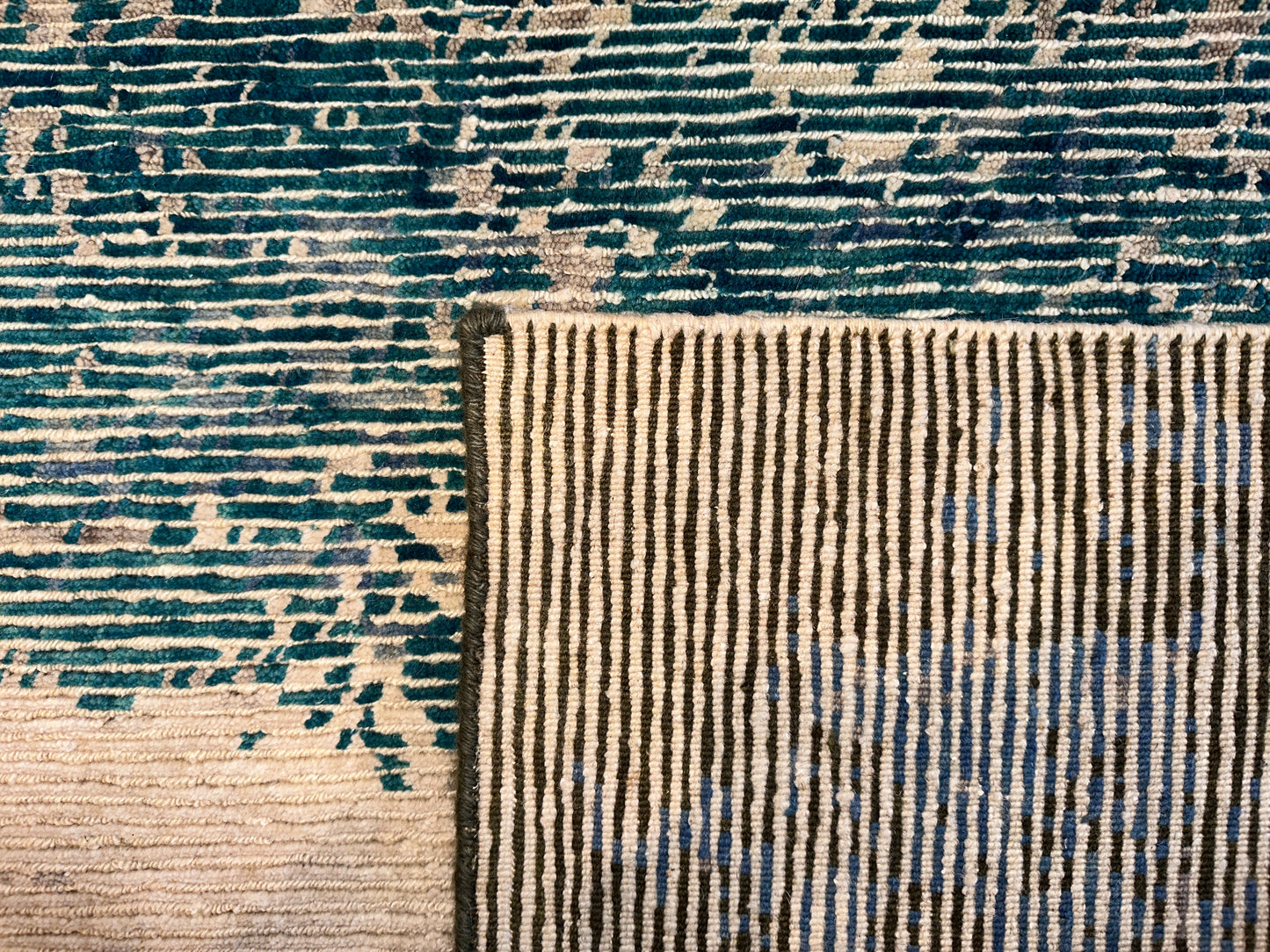 Modern Abstract SR6916 - 6.3 x 9.10