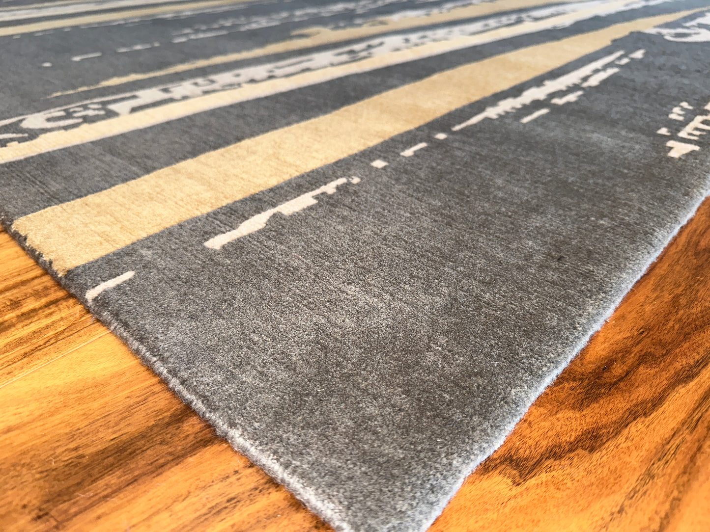 Modern Striped SR7432 - 7.11 x 10.1