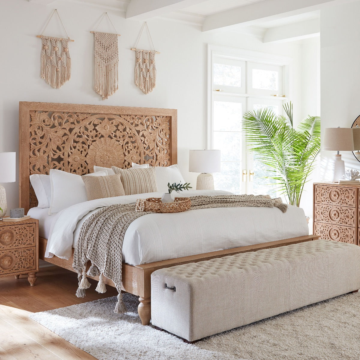 80" Hand-Carved Whitewash King Size Bed