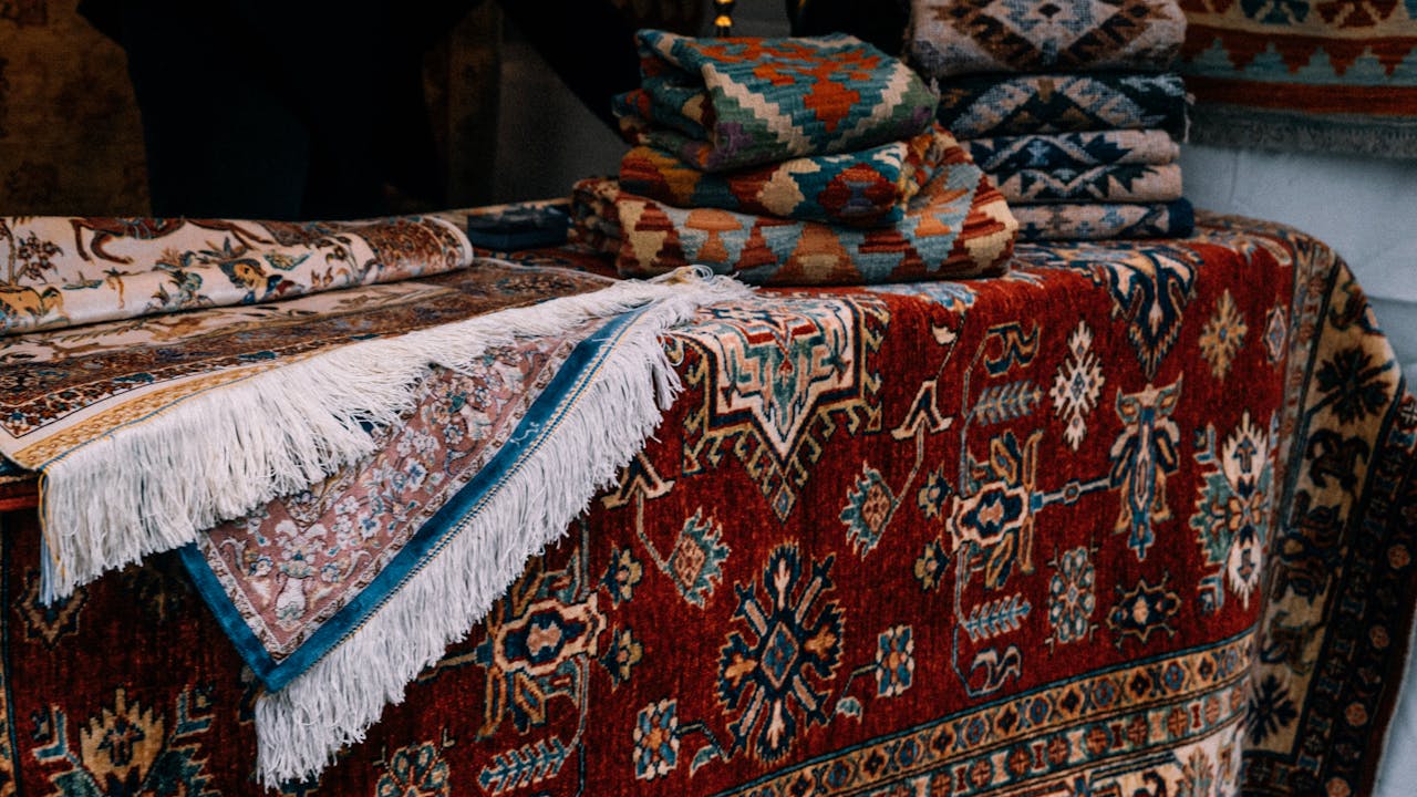 How to Keep Your Rugs Looking Great with Pets