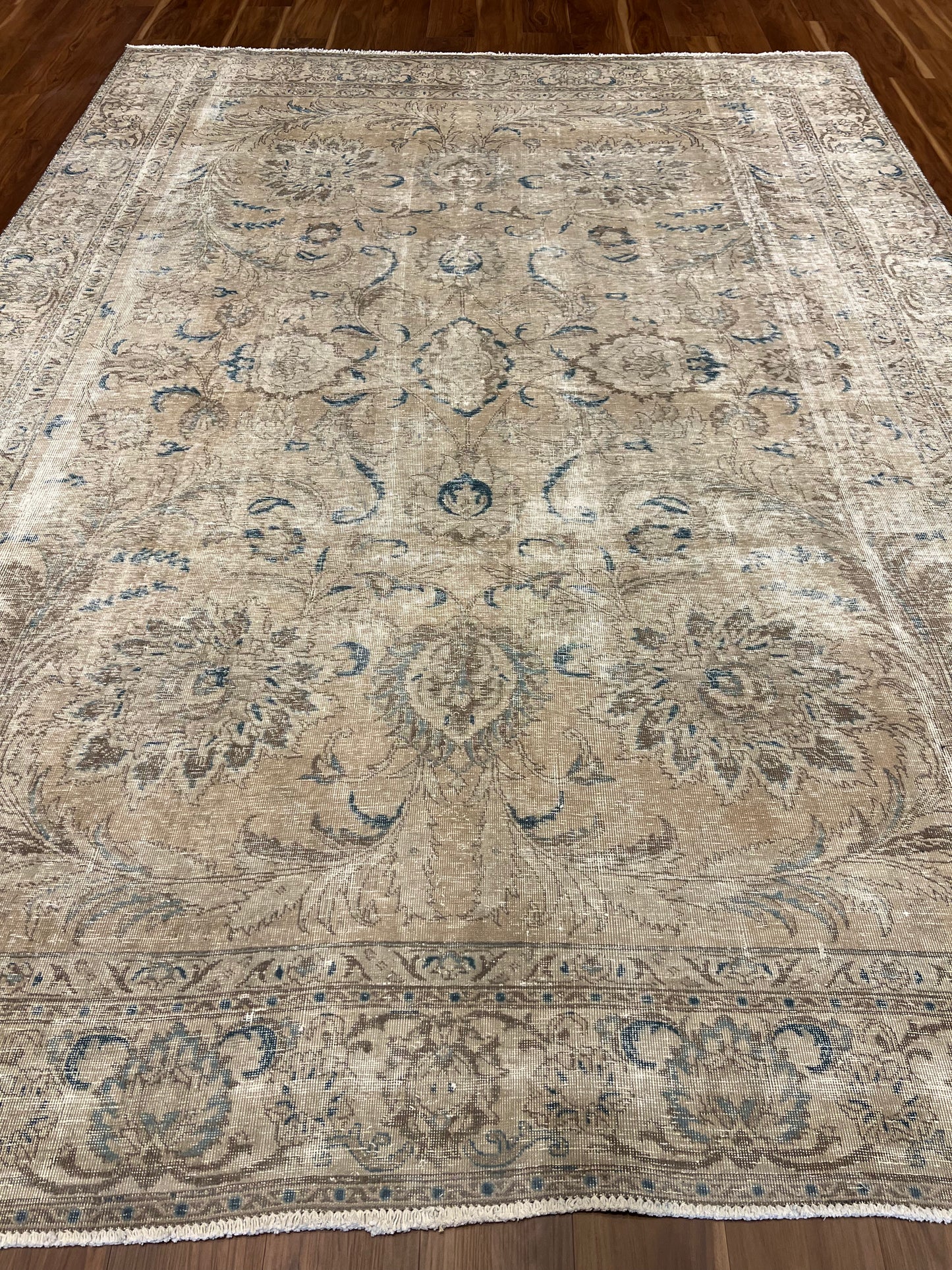 Vintage Isfahan MP5236 - 8.9 x 12.2