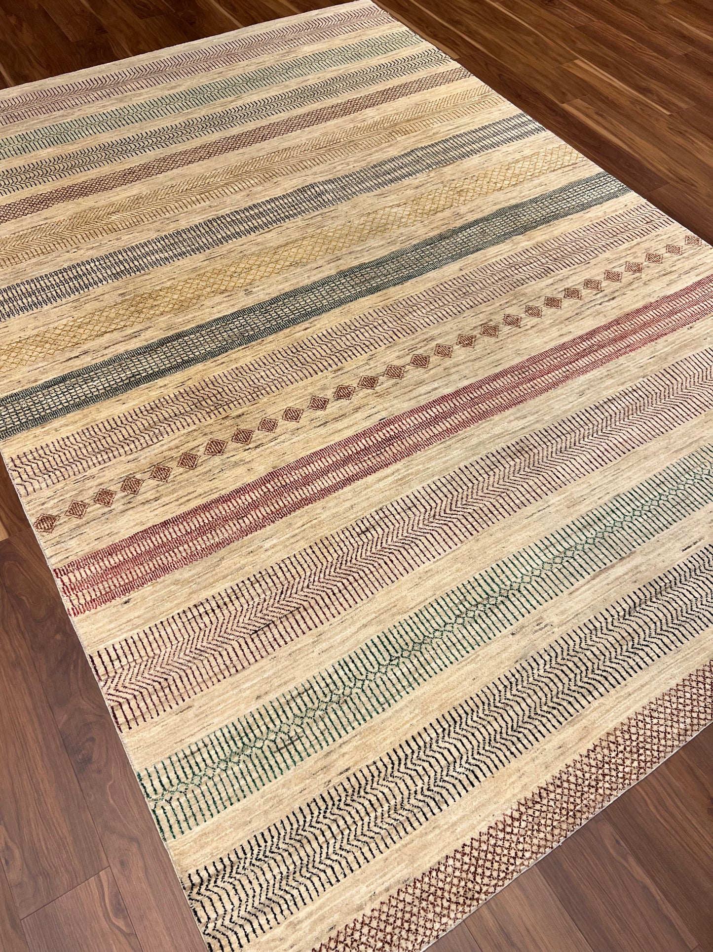 Modern Gabbeh MP5333 - 8 x 11