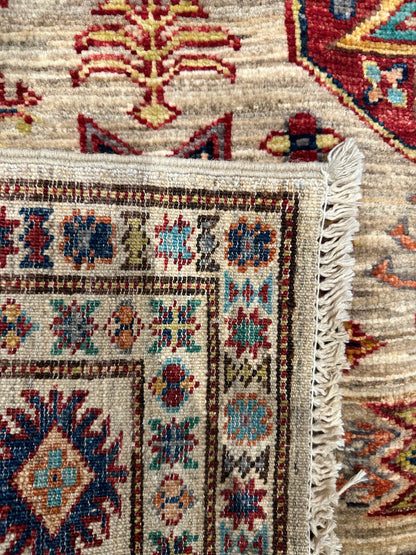 Ararat Traditional Wool Rug MP5582 - 4.1 x 5.11