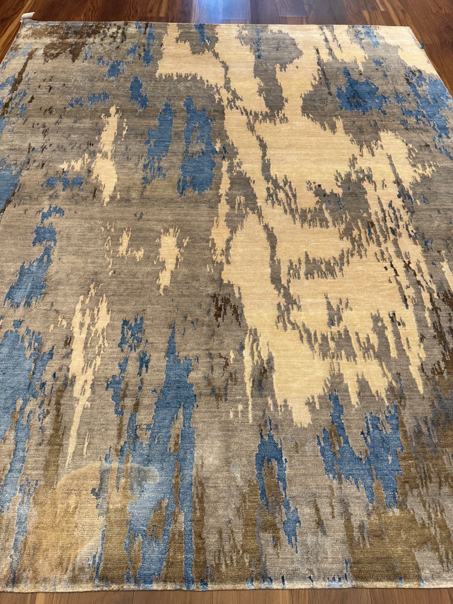 Serene Hues Abstract Silk Rug MP6407 - 8 x 9.9