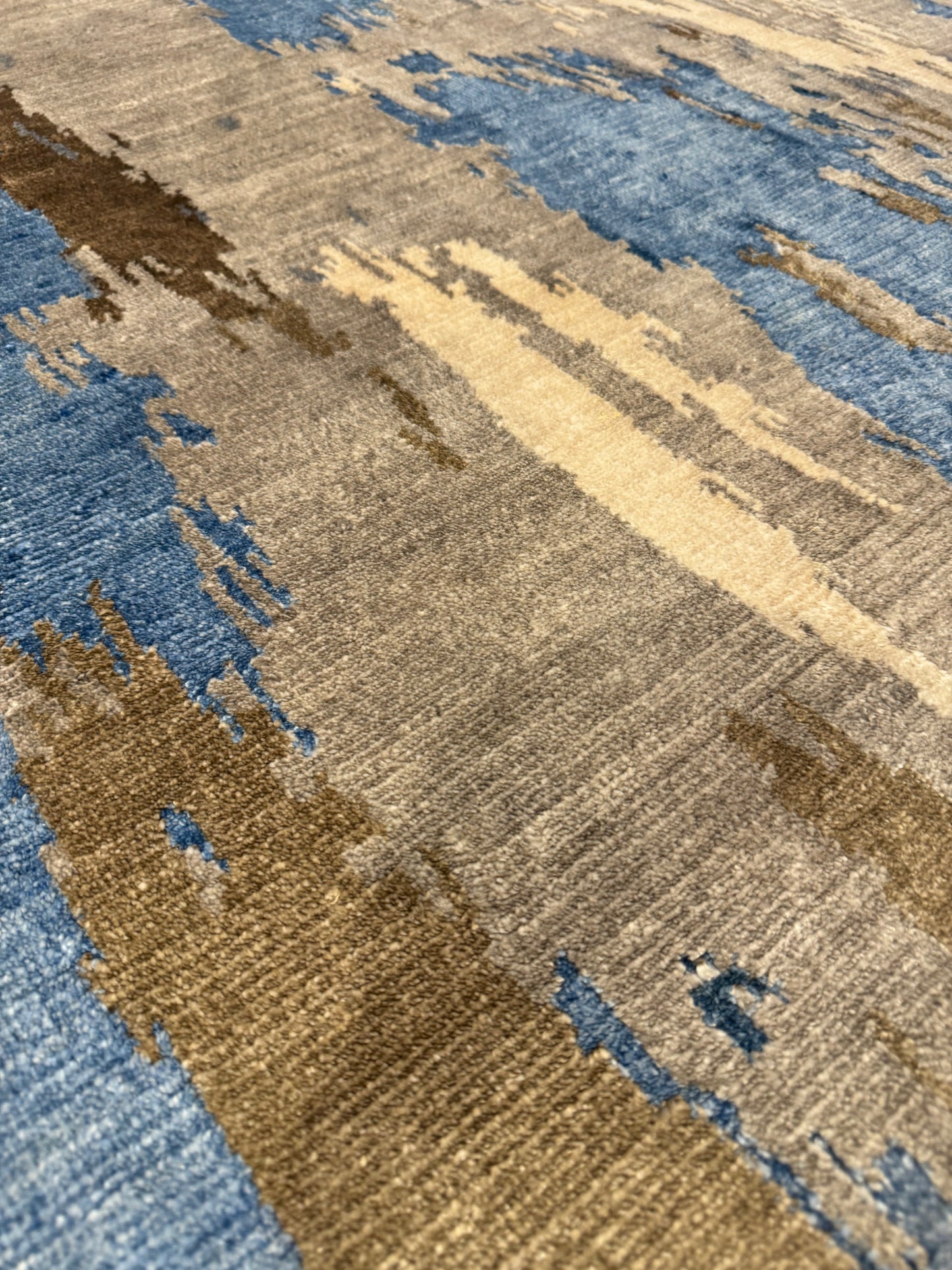 Serene Hues Abstract Silk Rug MP6407 - 8 x 9.9