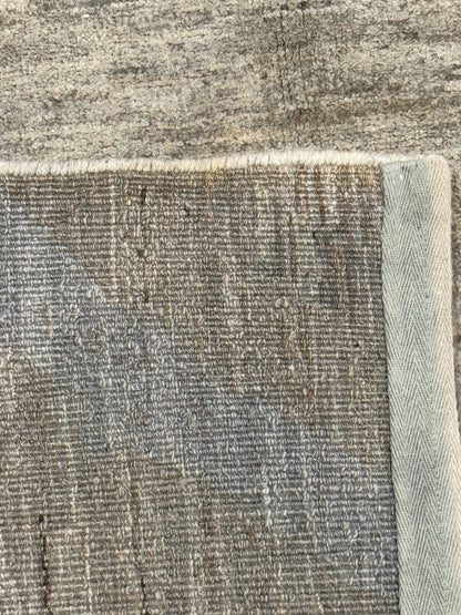 Taupe Tranquility Modern Wool Rug MP6508 - 7.11 x 9.7