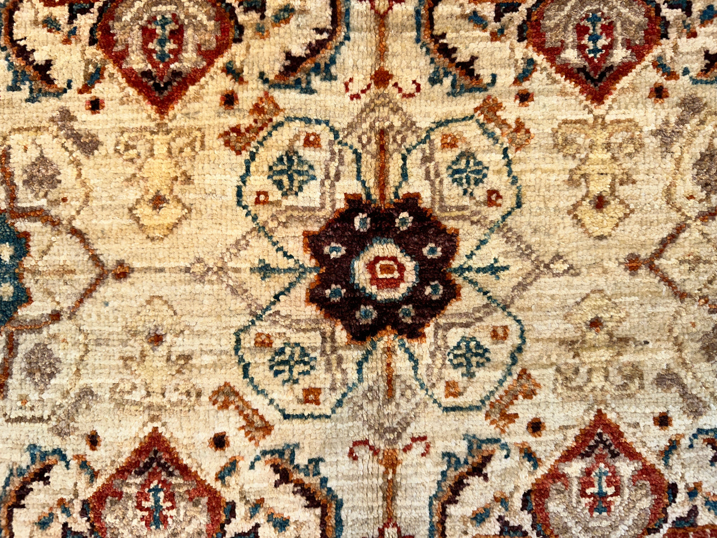 Sultanabad SR6738 - 4.9 x 6.5
