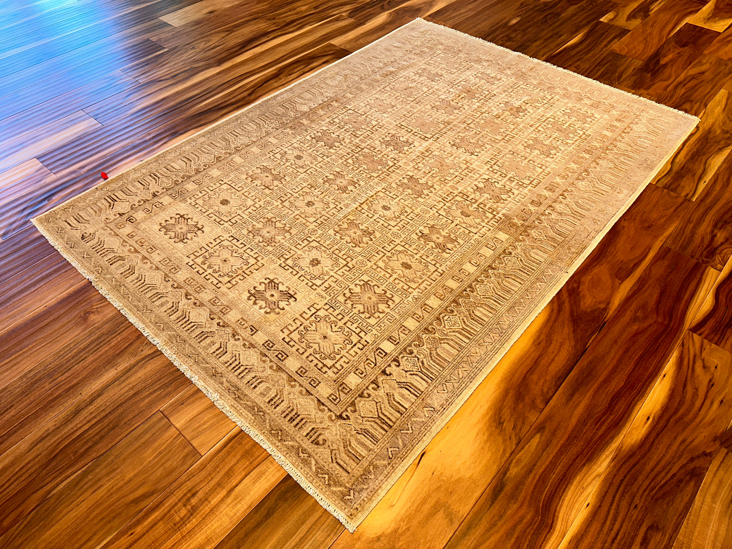 Khotan SR6747 - 5.1 x 7.4