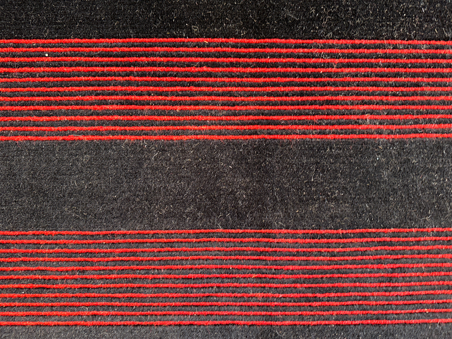 Modern Striped SR7365 - 8.1 x 10